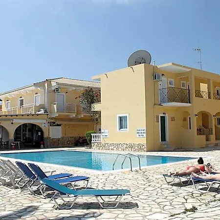 Lemon Grove Complex 3*
