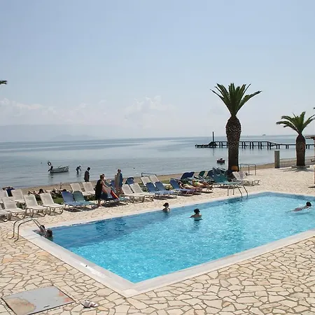 Complex Lemon Grove 3* Kávos